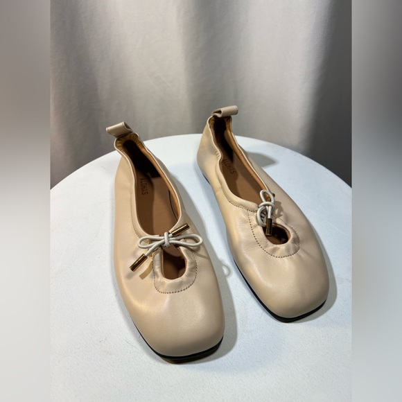 ALOHAS Rosalind Cream Leather Ballet Flats | 37 - Picture 8 of 12